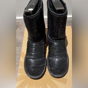 UGG classic short sparkles Black US6